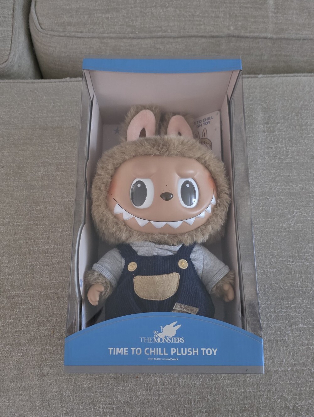 💙 Authentuc LABUBU Time to chill-Vinyl Plush Doll